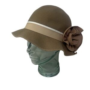 Adora Church Style Women’s Bow & Ribbon Fitted Cloche Hat Size One Size